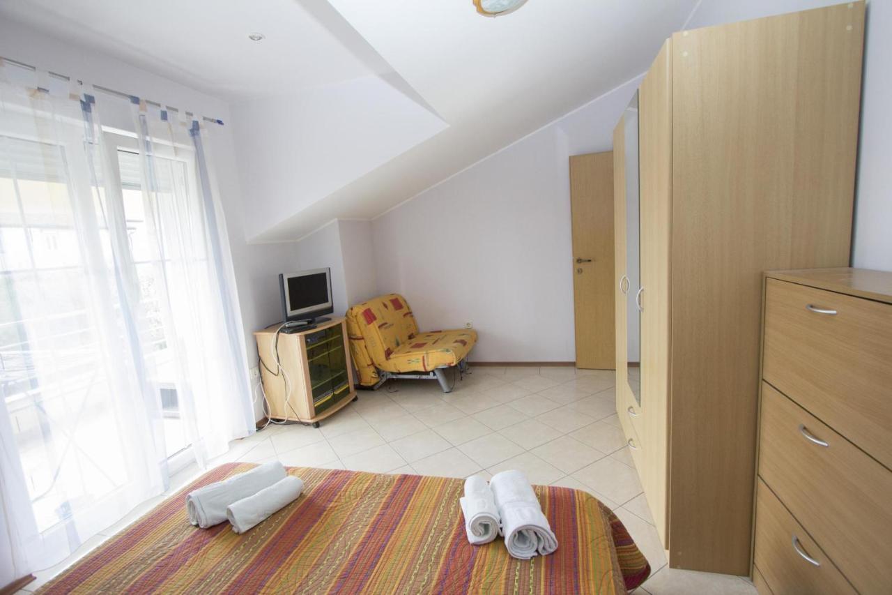 Rajci Apartment *