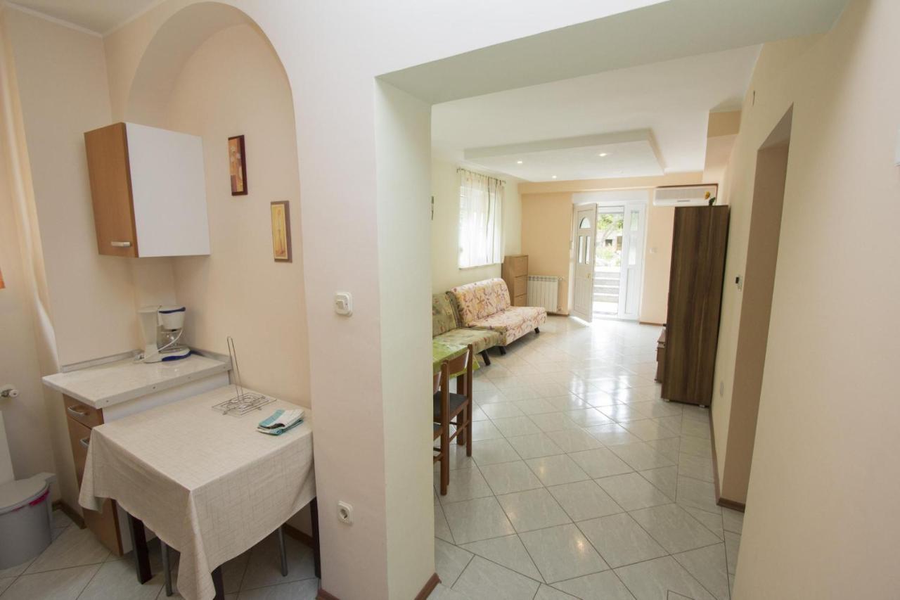 Rajci Apartment *